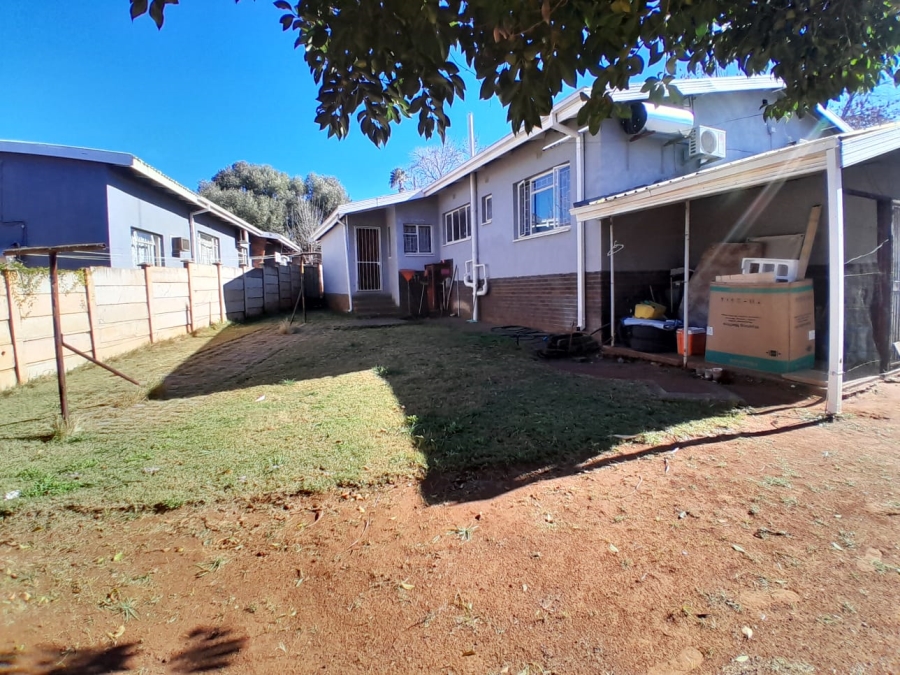 3 Bedroom Property for Sale in Kuruman Northern Cape